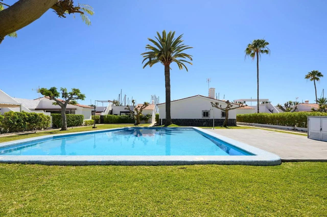 Farovela Suites Pasito Blanco Holiday home