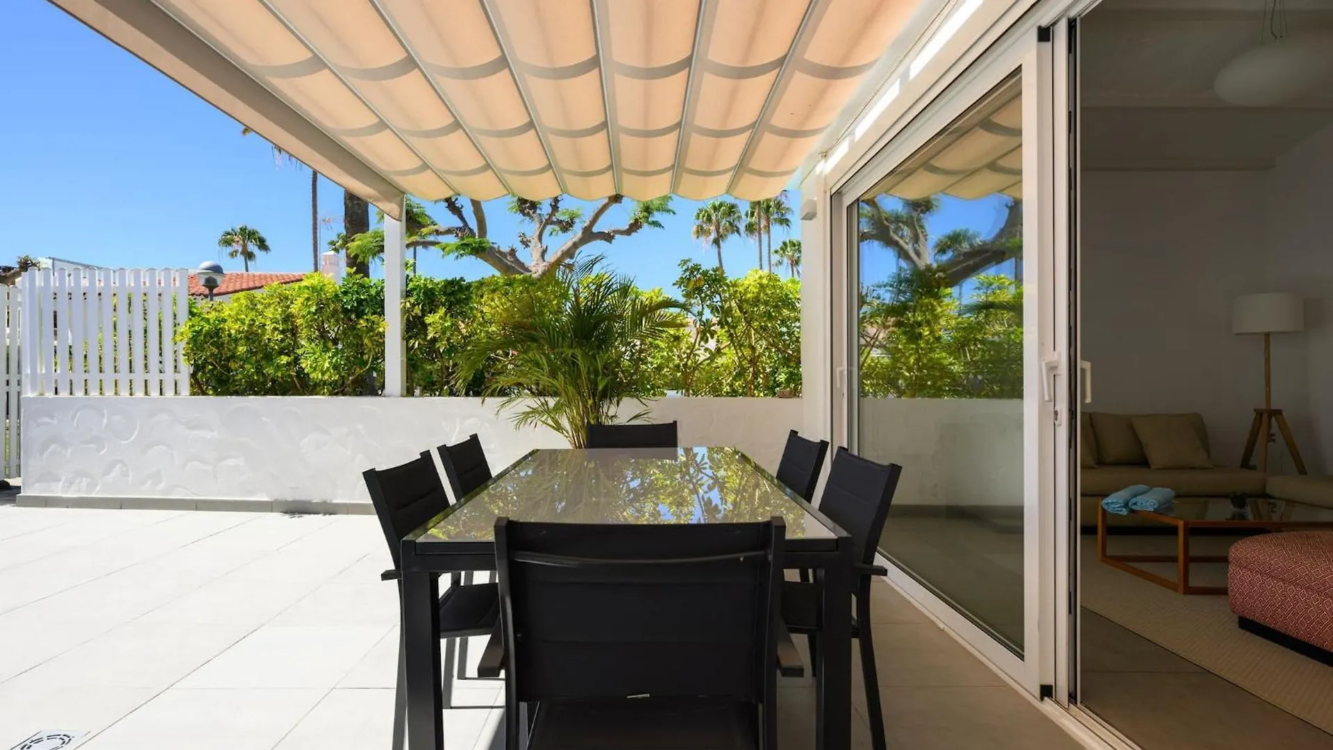 Holiday home Farovela Suites Pasito Blanco