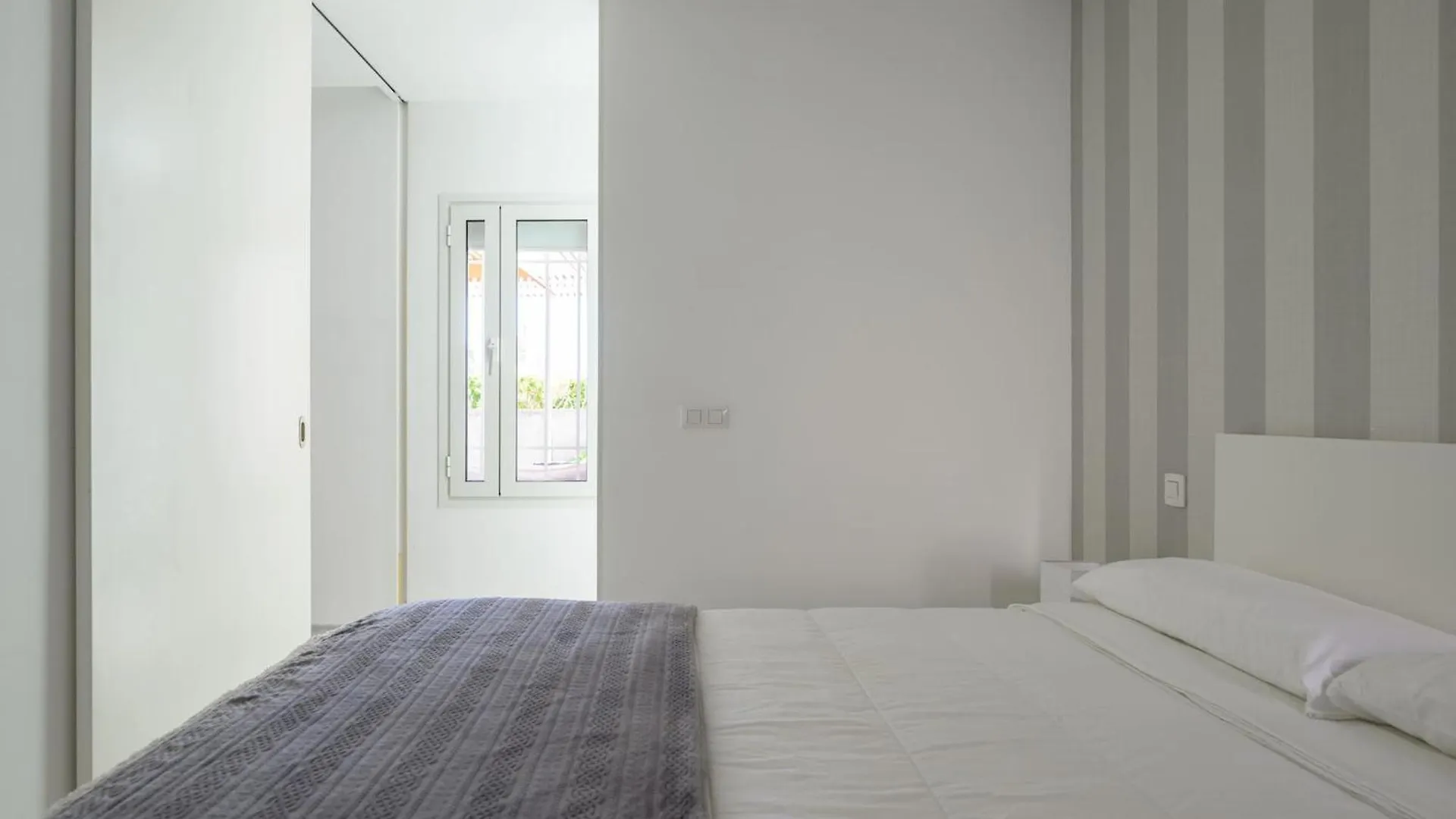 Farovela Suites Pasito Blanco Španělsko