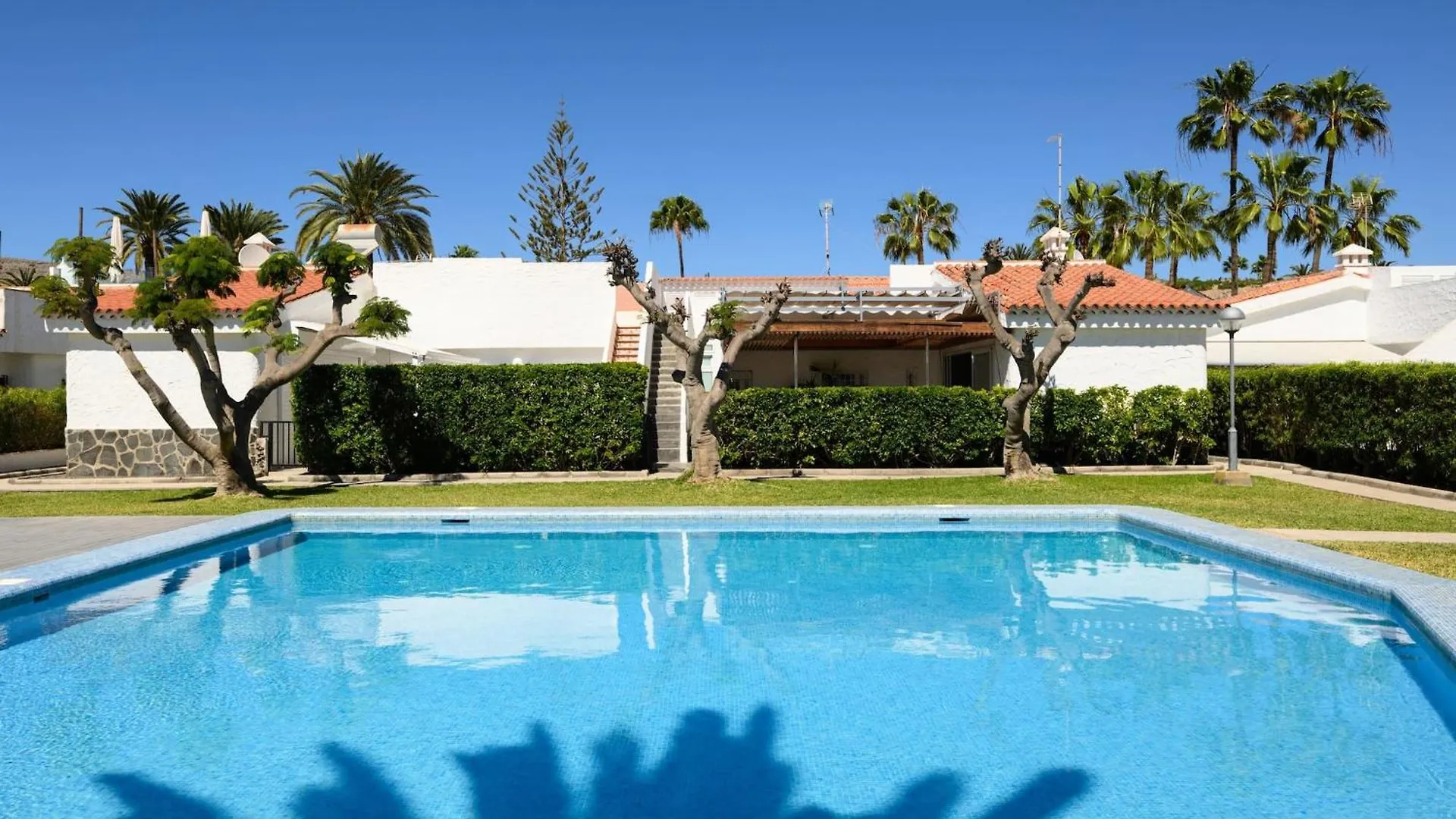 Farovela Suites Pasito Blanco