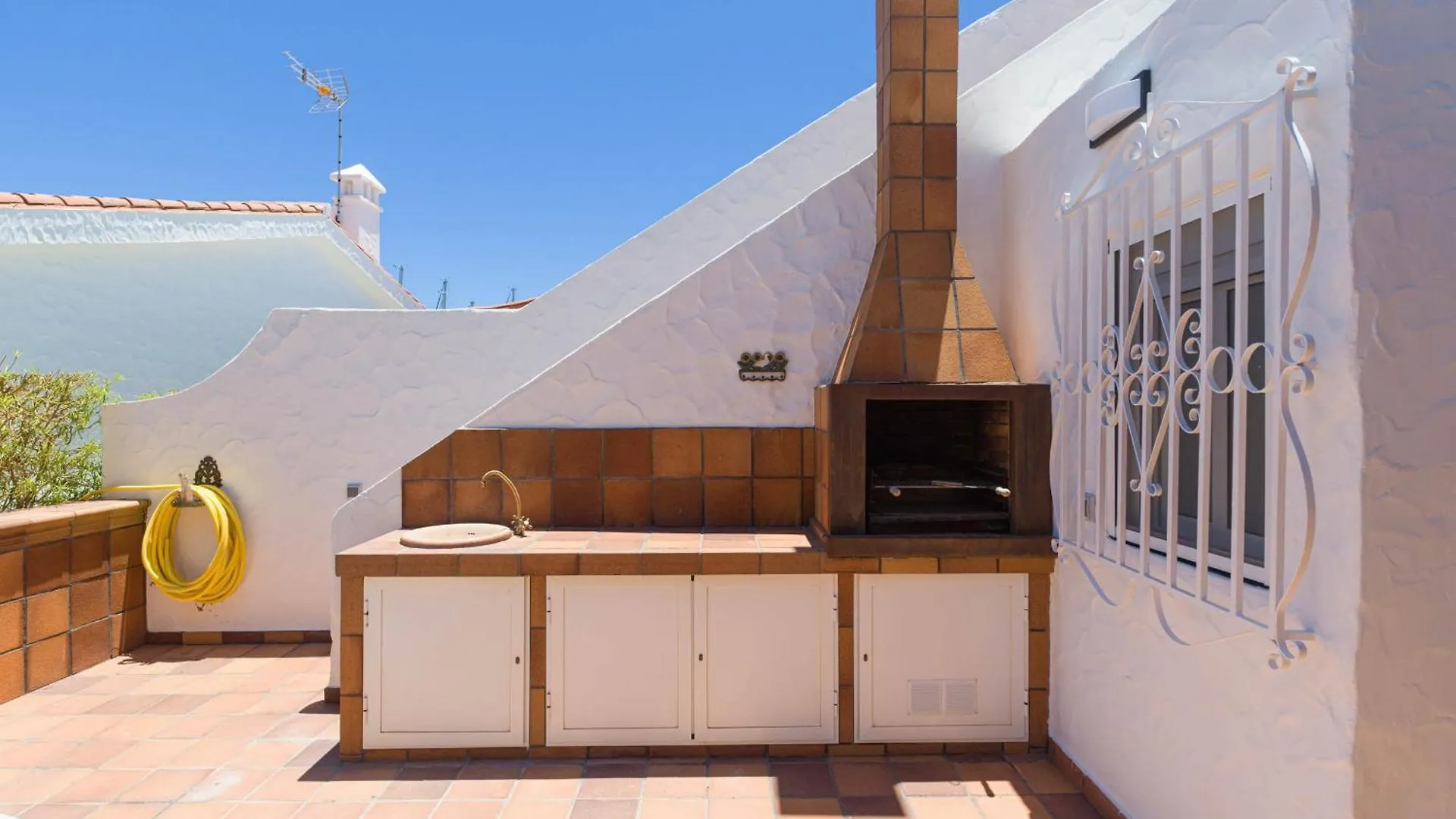 Farovela Suites Pasito Blanco 0*,  Spain