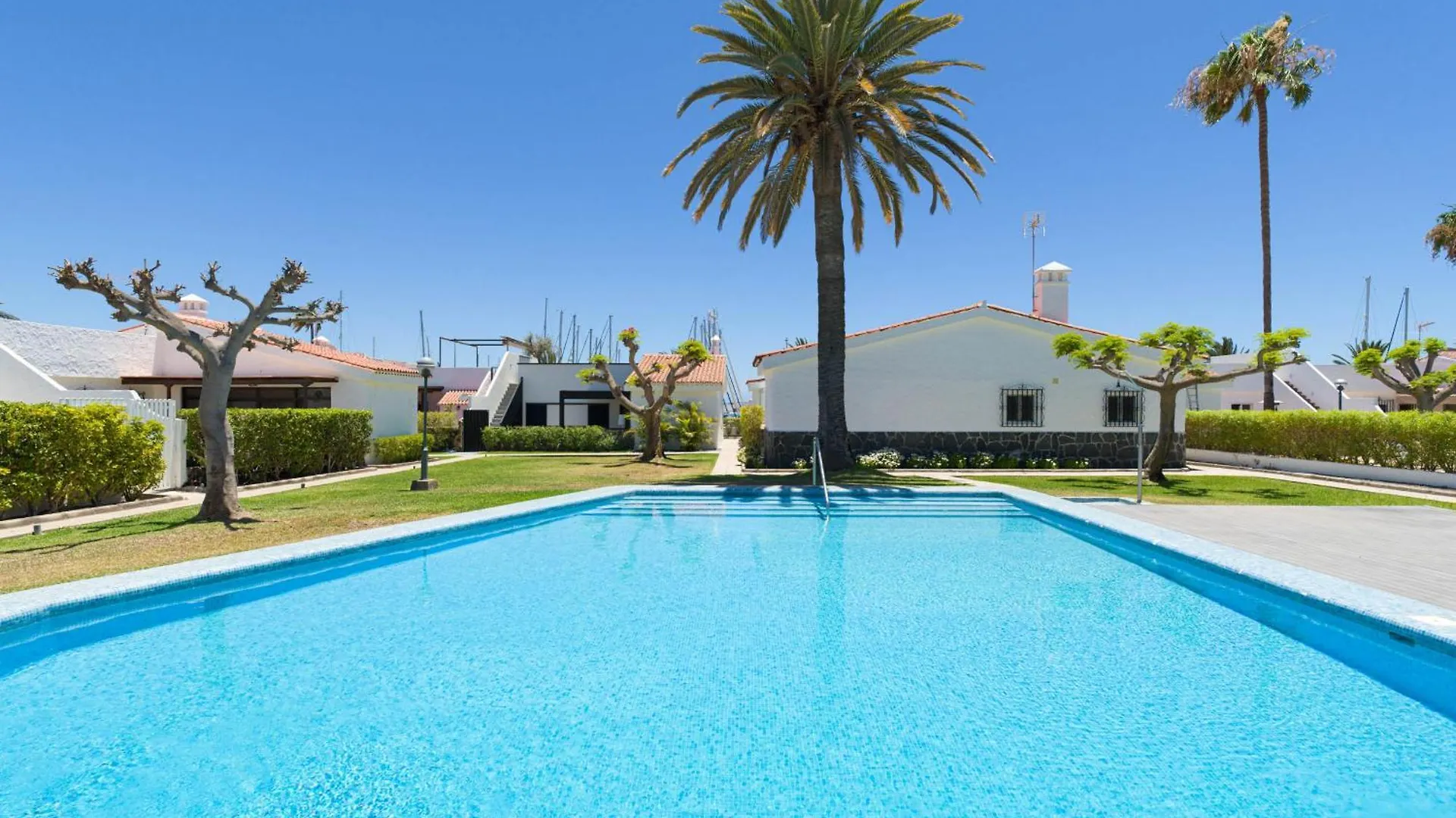 Farovela Suites Pasito Blanco Holiday home