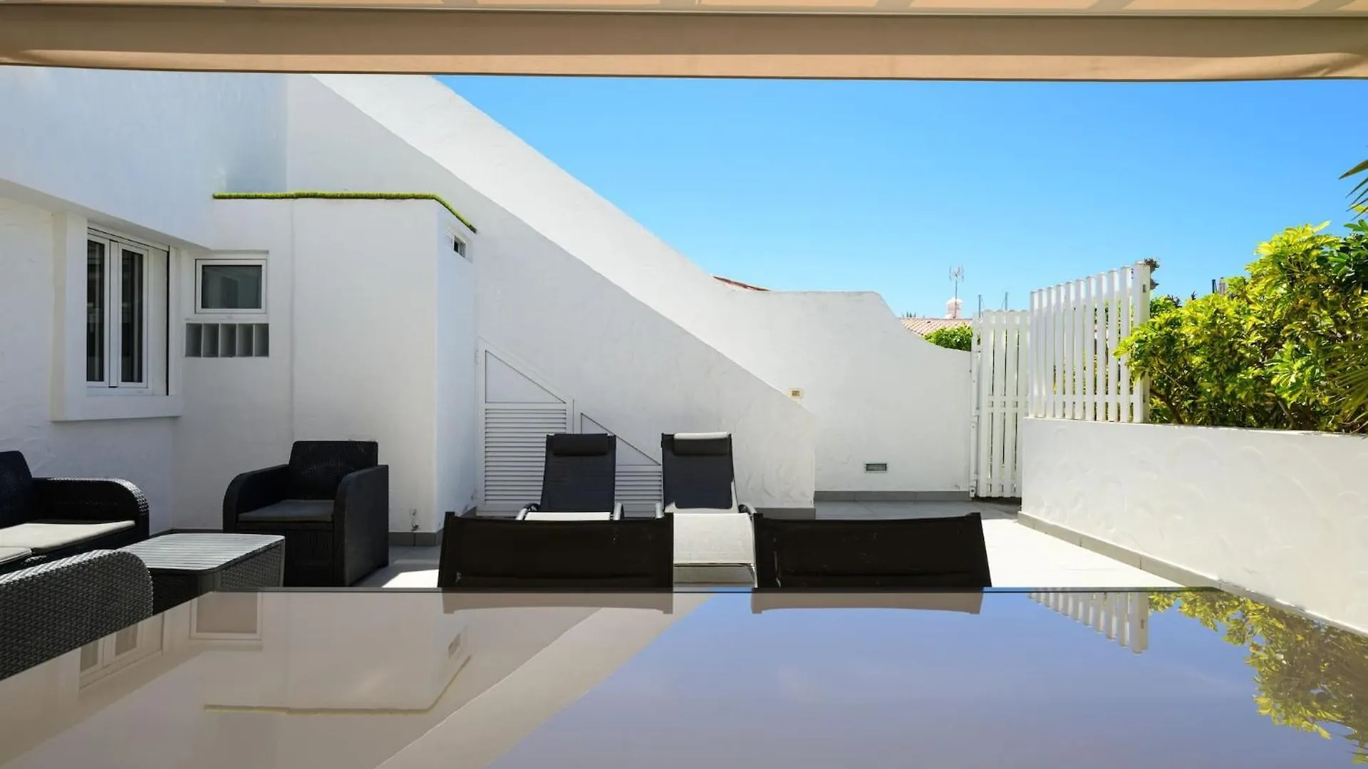 Farovela Suites Pasito Blanco Španělsko