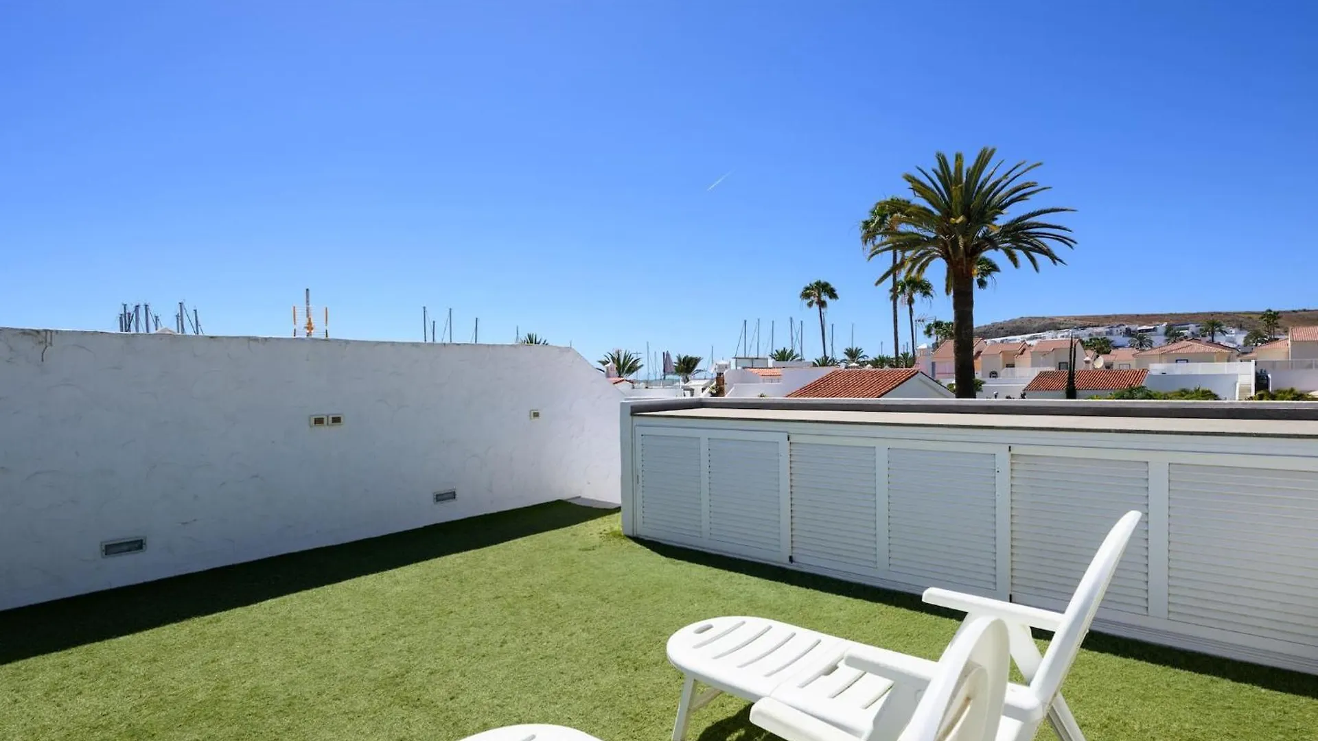 Farovela Suites Pasito Blanco 0*,