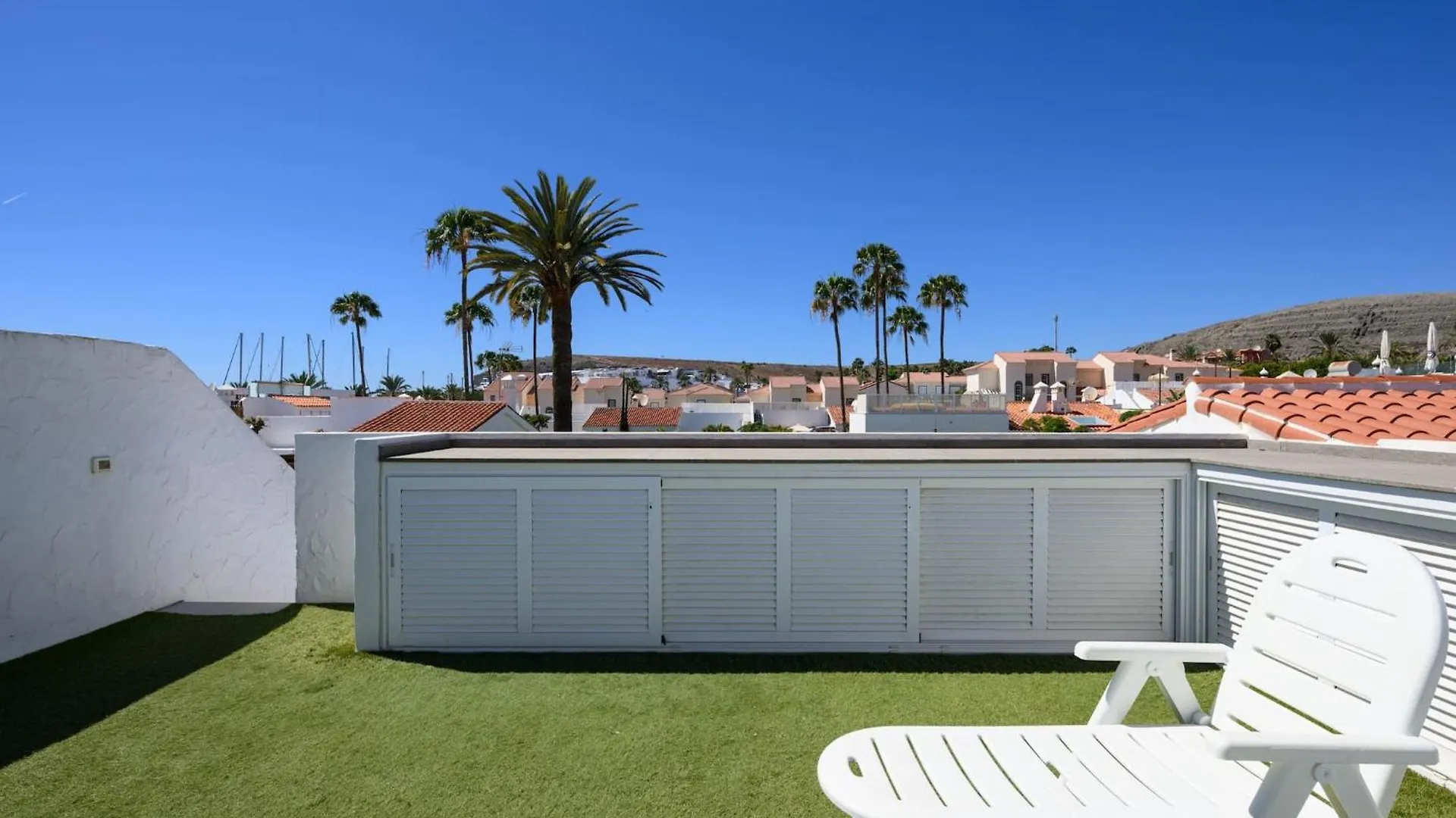 Farovela Suites Pasito Blanco